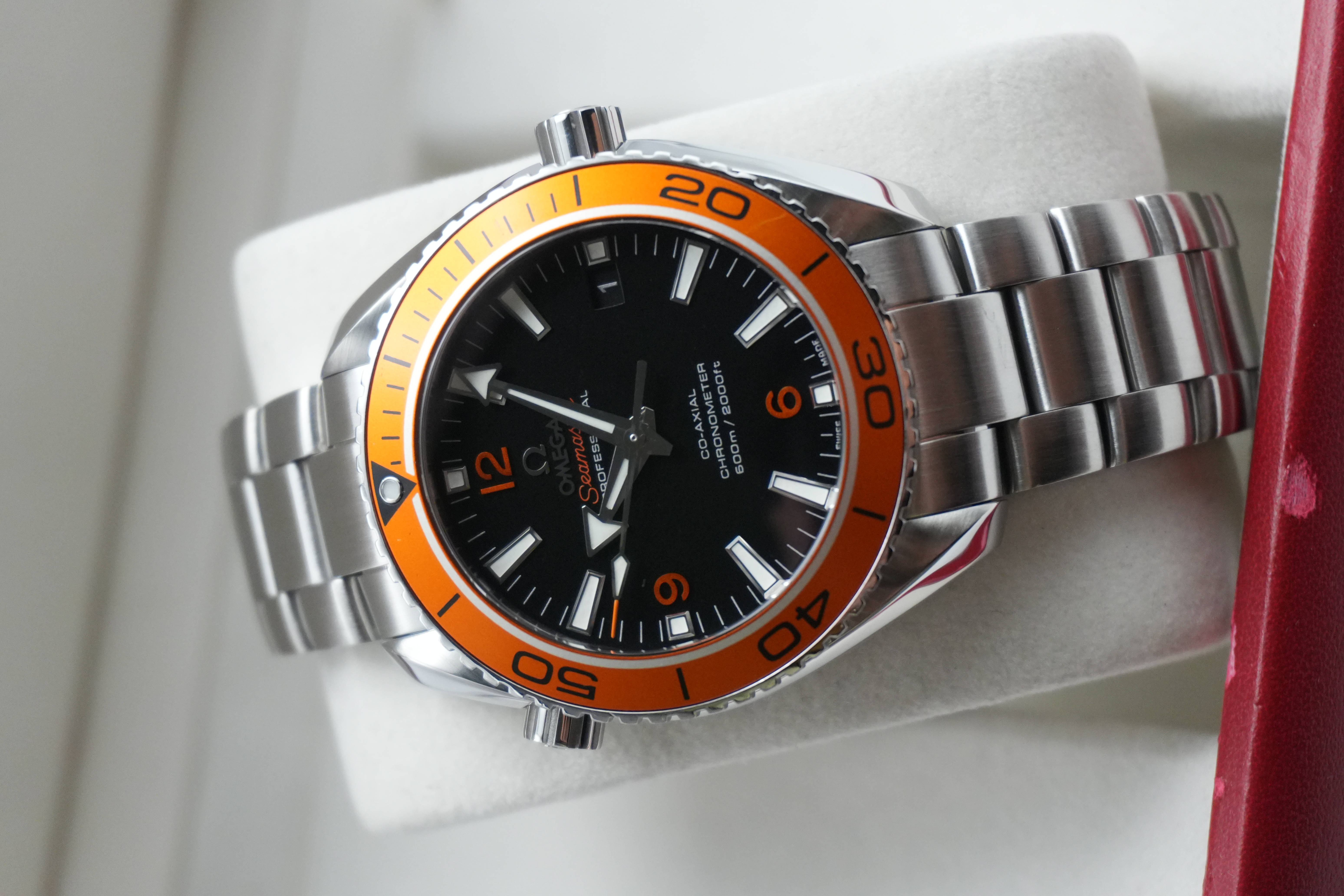 Omega Seamaster Planet Ocean 600m 42mm - 232.30.42.21.01.002