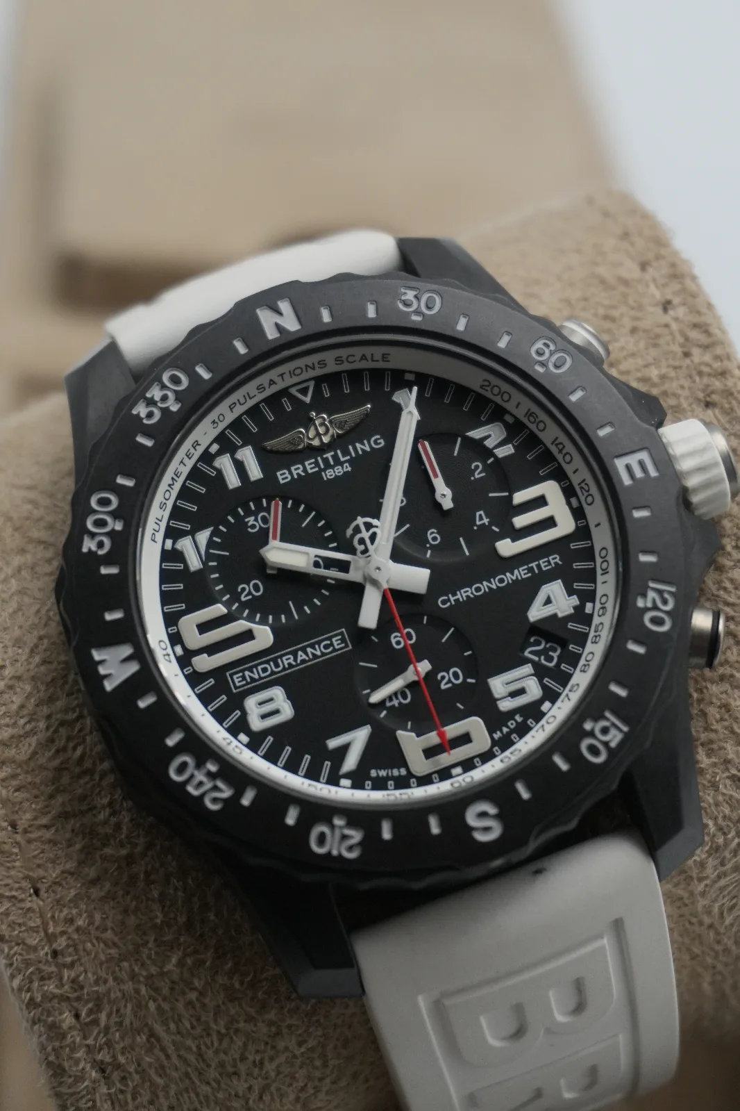 Breitling Endurance Pro 44mm