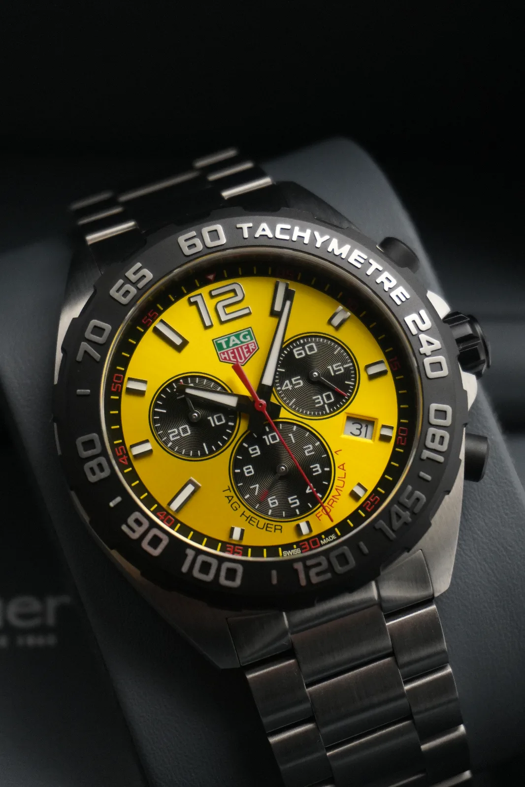 TAG Heuer Formula 1 Chronograph 43mm