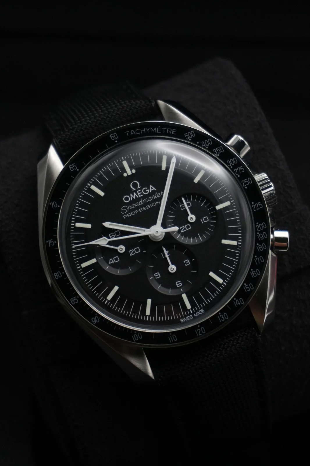 Omega Speedmaster Moonwatch Professional 42mm Hesalite